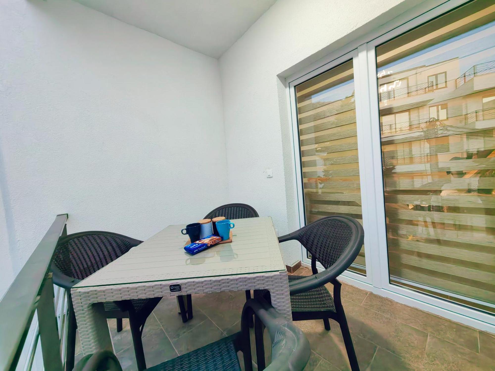 Mialex Apartments Dobra Voda Eksteriør bilde